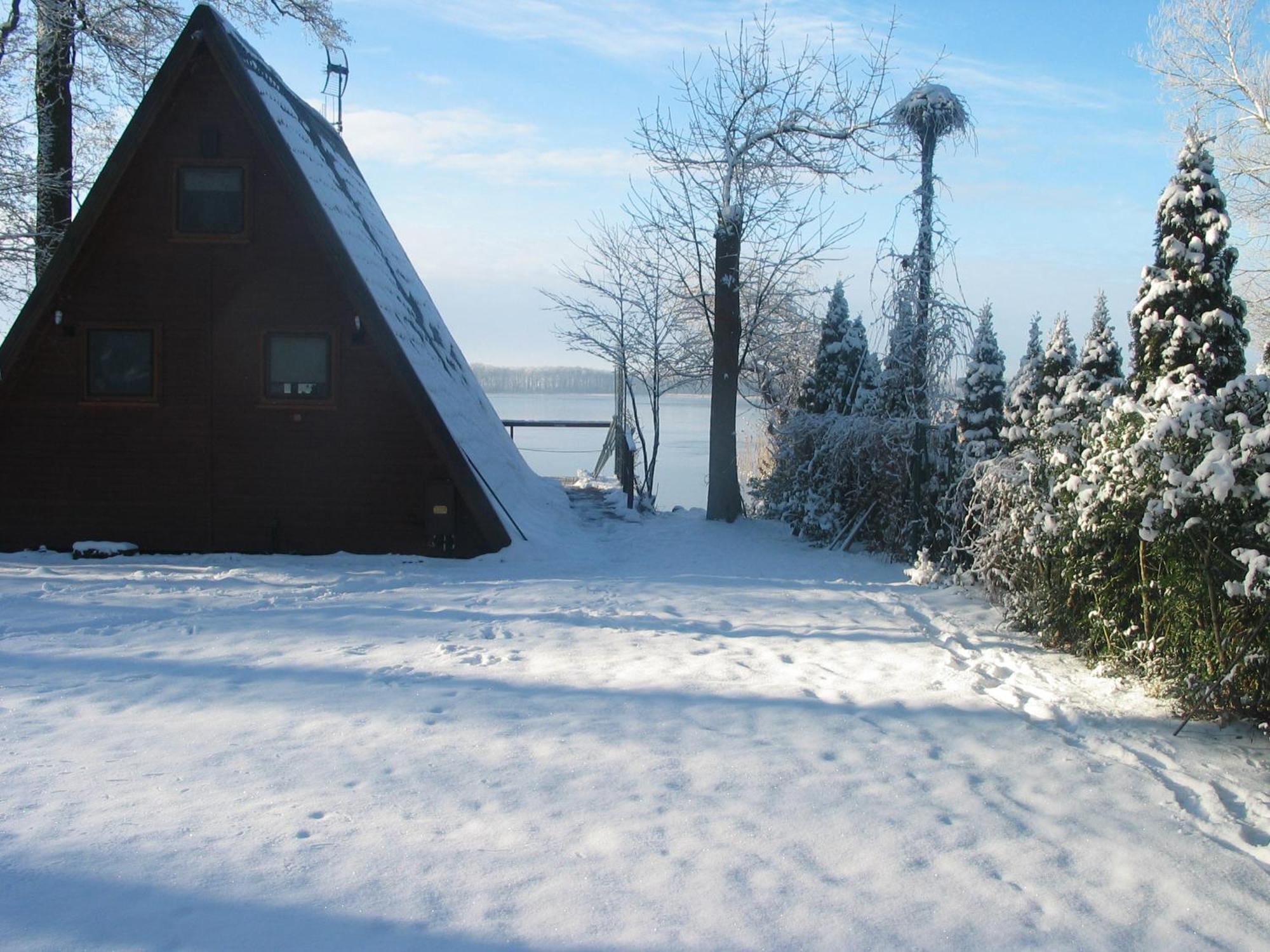 Villa Domek Nad Jeziorem Drawsko à Czaplinek Extérieur photo